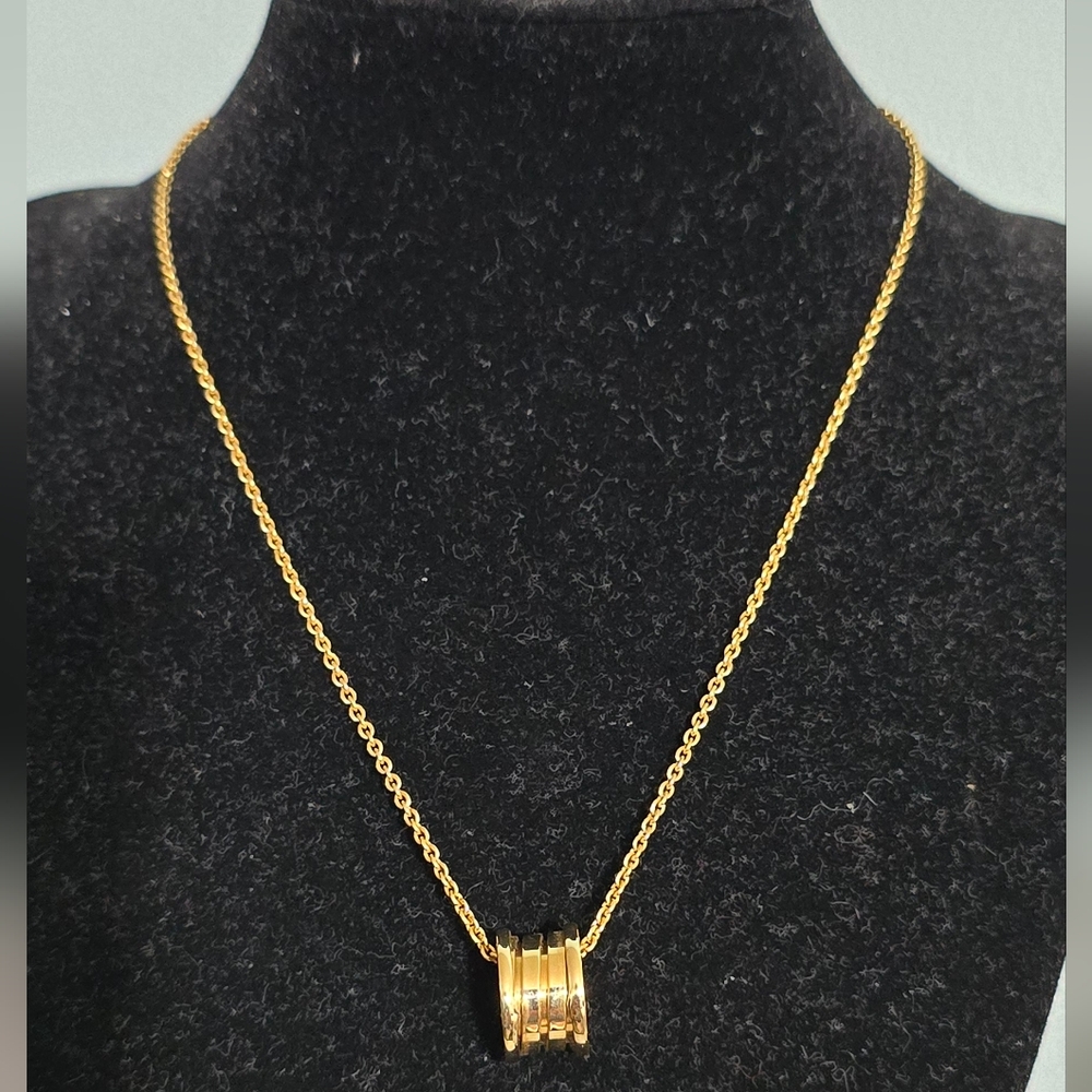 AUTH. BVLGARI 750/18k GOLD NECKLACE 40CM
